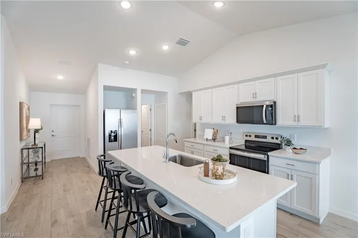 1312 Sw 8th Ct, Cape Coral, Florida 33991