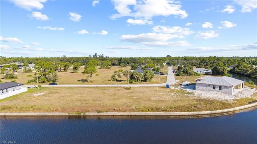 3222 Nw 23rd St, Cape Coral, Florida 33993