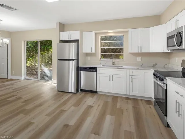 4110 Pine Ridge Rd, Naples Fl 34119