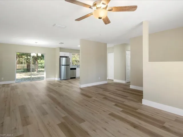 4110 Pine Ridge Rd, Naples Fl 34119