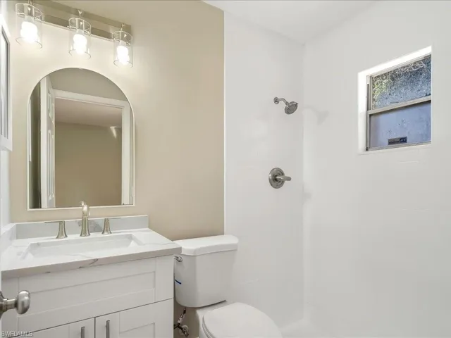 4110 Pine Ridge Rd, Naples Fl 34119
