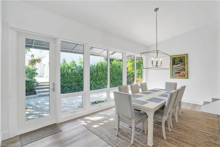 Guest house dining room