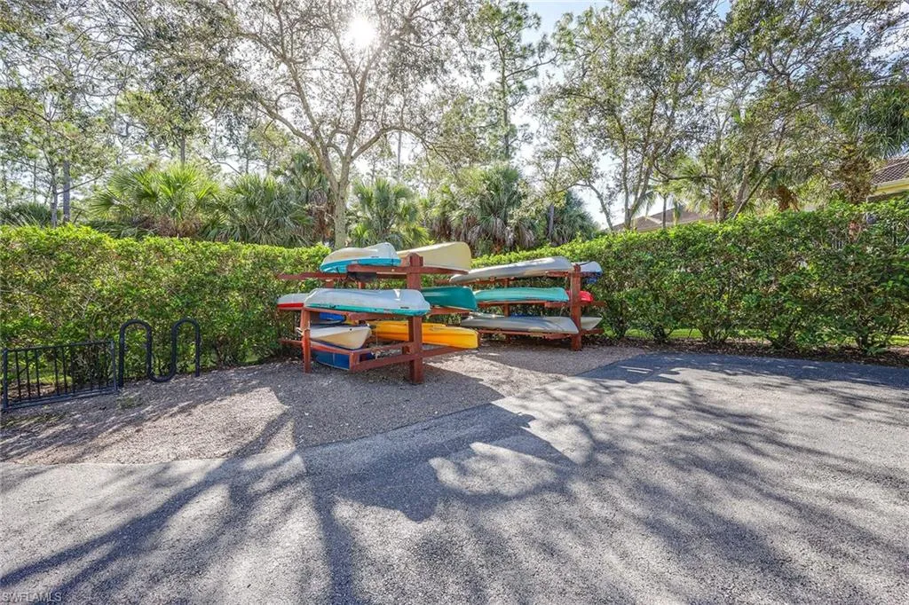 1786 Tarpon Bay DR, Naples, FL 34119,225045305