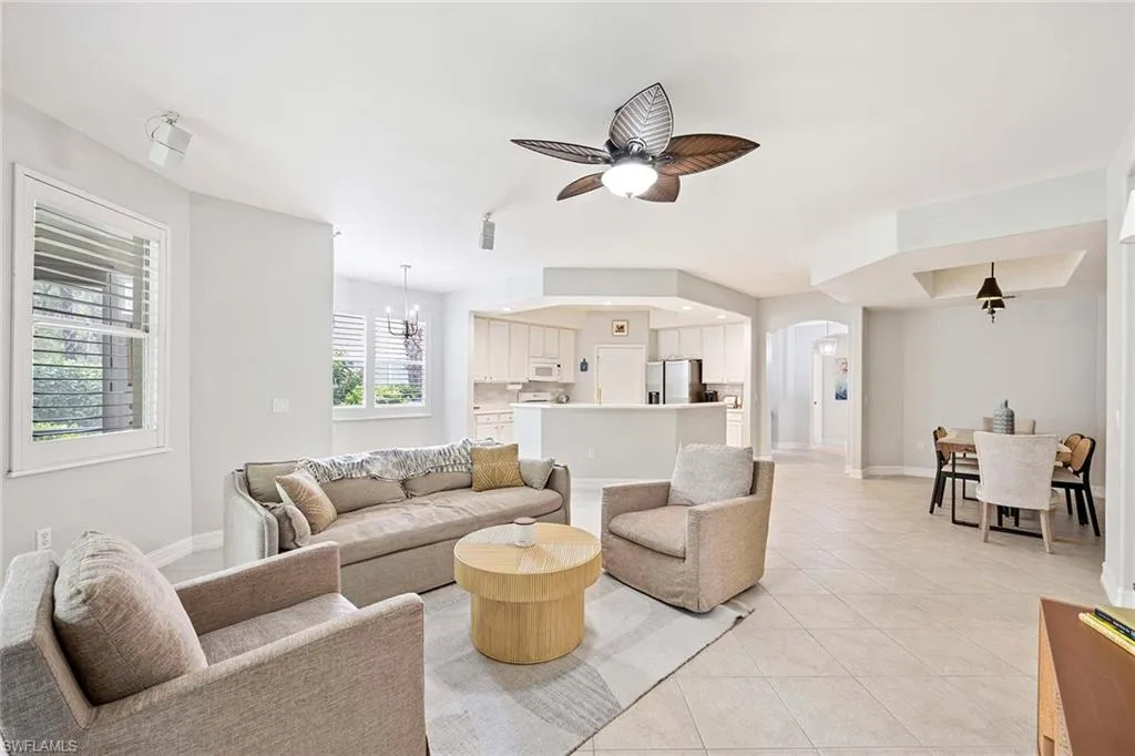 1786 Tarpon Bay DR, Naples, FL 34119,225045305
