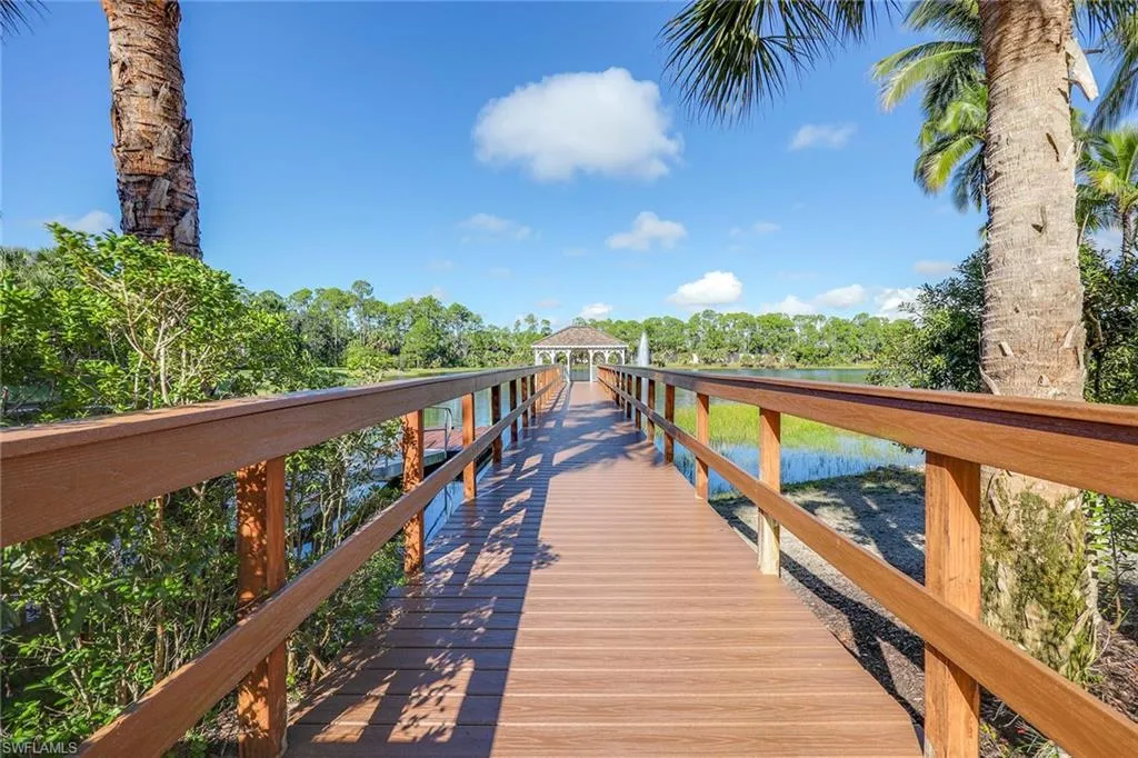 1786 Tarpon Bay DR, Naples, FL 34119,225045305