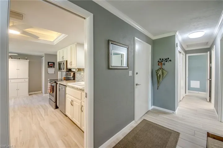 5574 Hamlet Ln, Fort Myers, Florida 33919