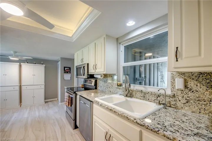 5574 Hamlet Ln, Fort Myers, Florida 33919