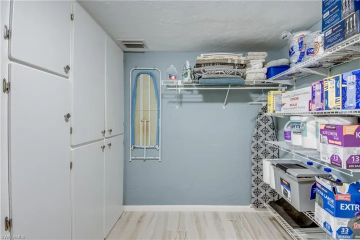 5574 Hamlet Ln, Fort Myers, Florida 33919