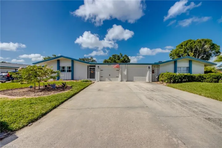 5574 Hamlet Ln, Fort Myers, Florida 33919