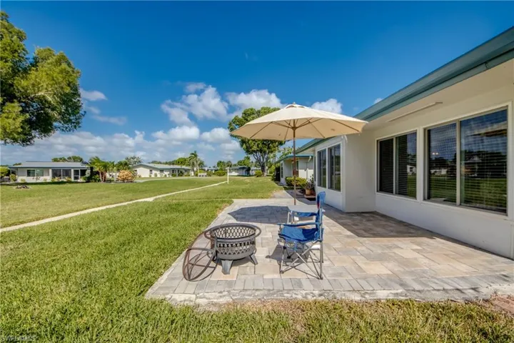 5574 Hamlet Ln, Fort Myers, Florida 33919