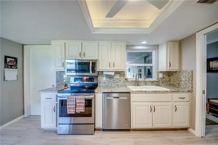 5574 Hamlet Ln, Fort Myers, Florida 33919