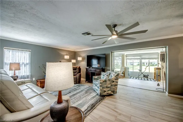 5574 Hamlet Ln, Fort Myers, Florida 33919