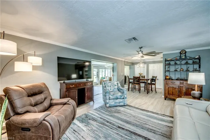 5574 Hamlet Ln, Fort Myers, Florida 33919