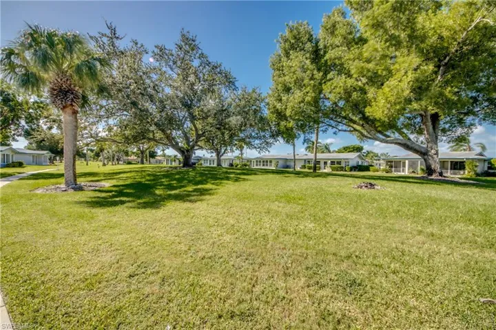 5574 Hamlet Ln, Fort Myers, Florida 33919