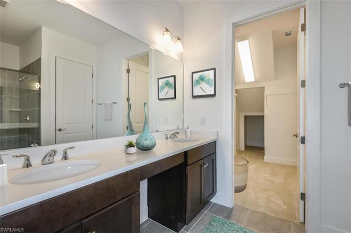 virtual staging - primary bathroom