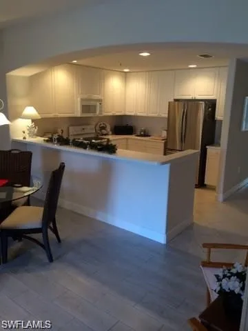 1128  Manor Lake  DR, Naples, FL 34110