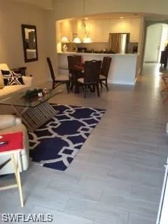 1128  Manor Lake  DR, Naples, FL 34110