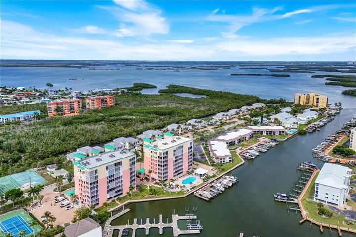 170 Lenell Rd 701, Fort Myers Beach, Florida 33931