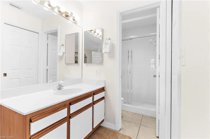 1295 Mainsail Dr # 912, Naples, Florida 34114