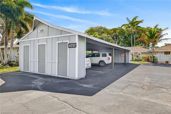4257 Island Cir 3, Fort Myers, Florida 33919