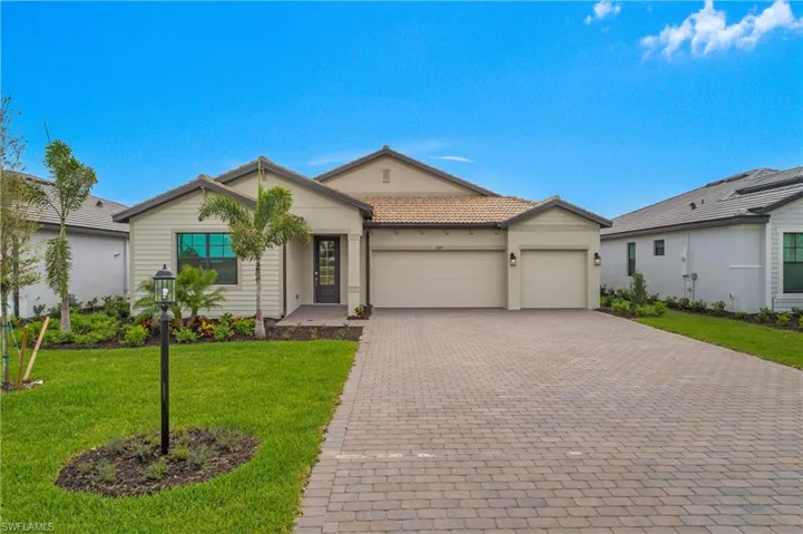 This gorgeous, brand new Manor Home, Richmond floor plan, offers over 2700 sf of living space, 4 bedrooms plus a den, 3 full baths, a 3 car garage, and a beautiful water view!