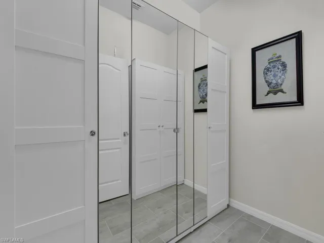 Master Bath-2 Walk In Closets