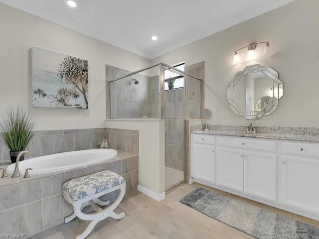 Master Bath-Dual Vanities/Sinks & separate Tub and Large Walk in Tile Shower