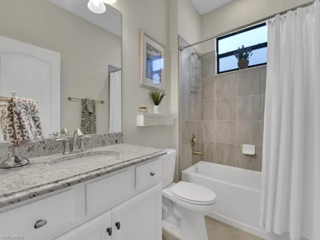 Guest Bath 2