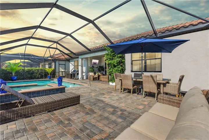 Amazing Outdoor Living Space