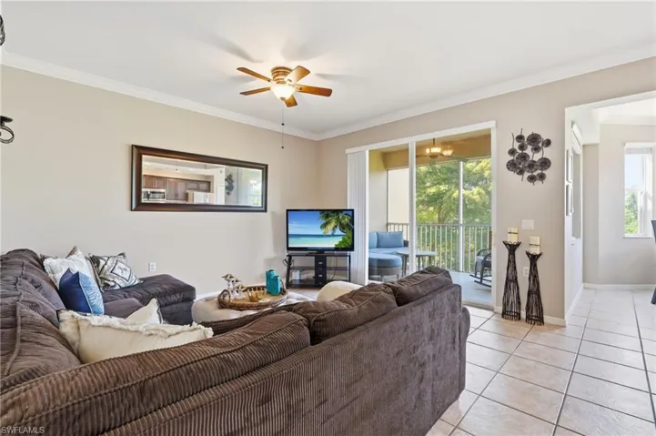 8251 Pathfinder Loop 633, Fort Myers, Florida 33919