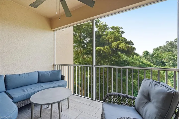 8251 Pathfinder Loop 633, Fort Myers, Florida 33919