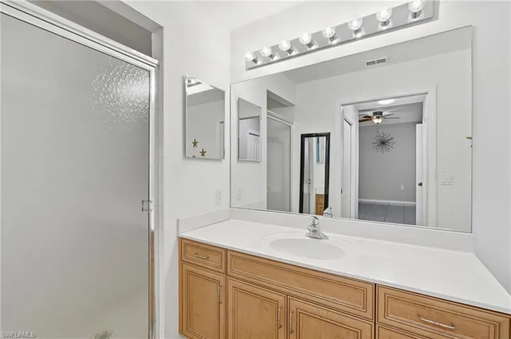 8251 Pathfinder Loop 633, Fort Myers, Florida 33919