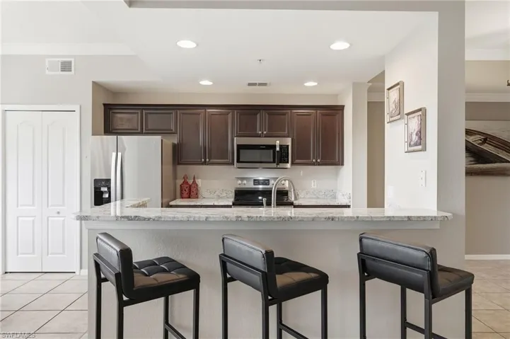 8251 Pathfinder Loop 633, Fort Myers, Florida 33919