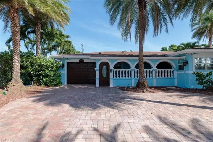 1013 Se 44th St, Cape Coral, Florida 33904