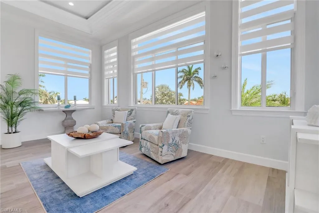 1070 Dana CT, Marco Island, FL 34145,225045281