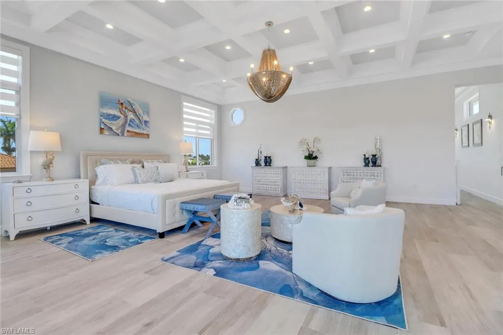 1070 Dana CT, Marco Island, FL 34145,225045281