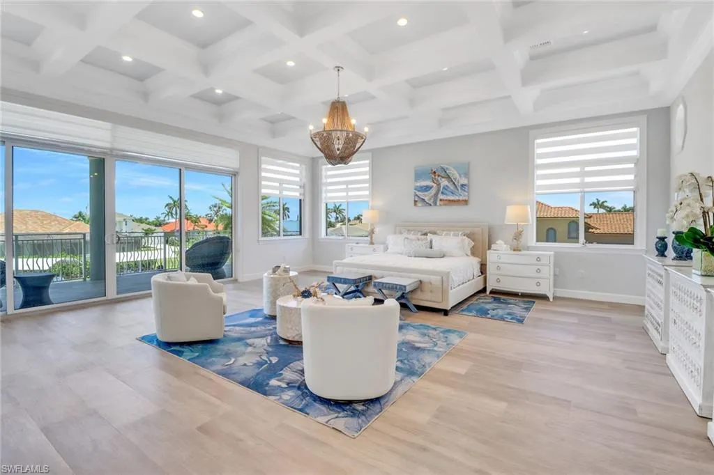 1070 Dana CT, Marco Island, FL 34145,225045281