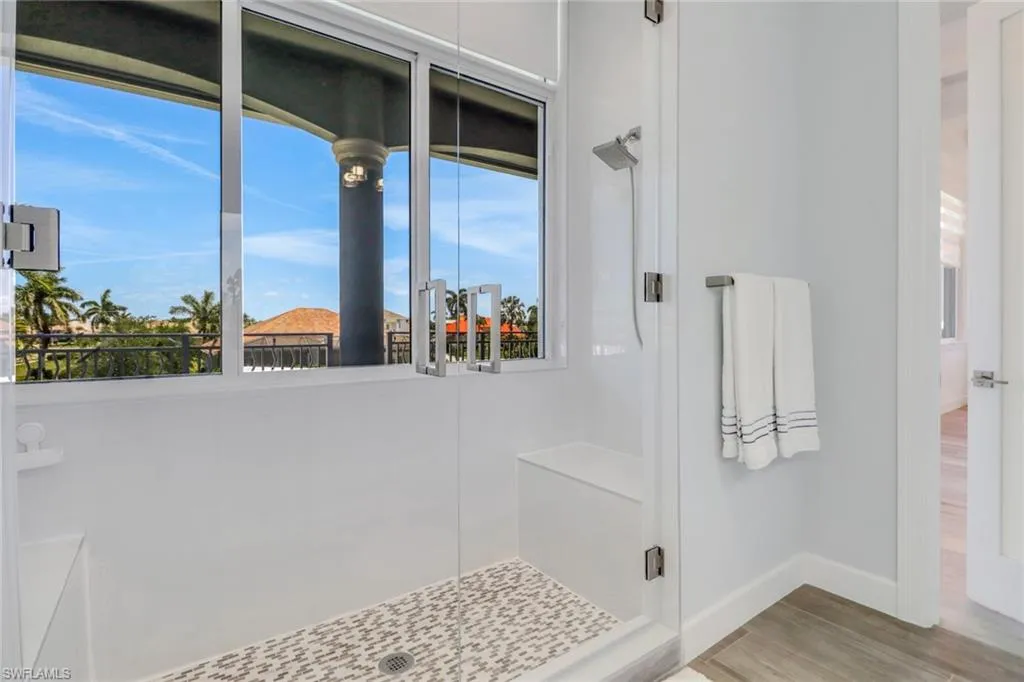 1070 Dana CT, Marco Island, FL 34145,225045281