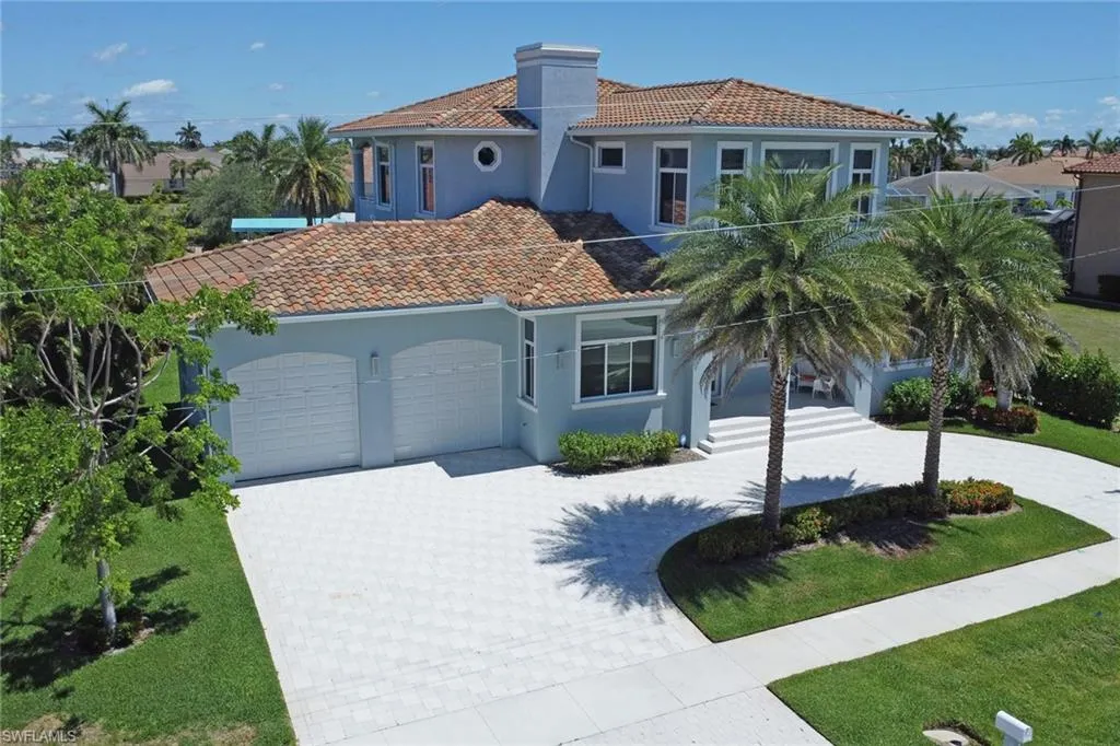 1070 Dana CT, Marco Island, FL 34145,225045281