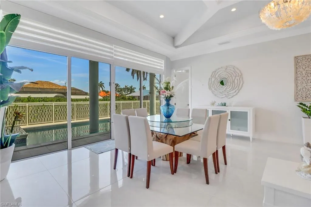 1070 Dana CT, Marco Island, FL 34145,225045281
