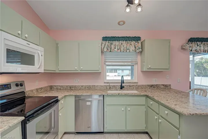 8389 Butternut Rd, Fort Myers, Florida 33967