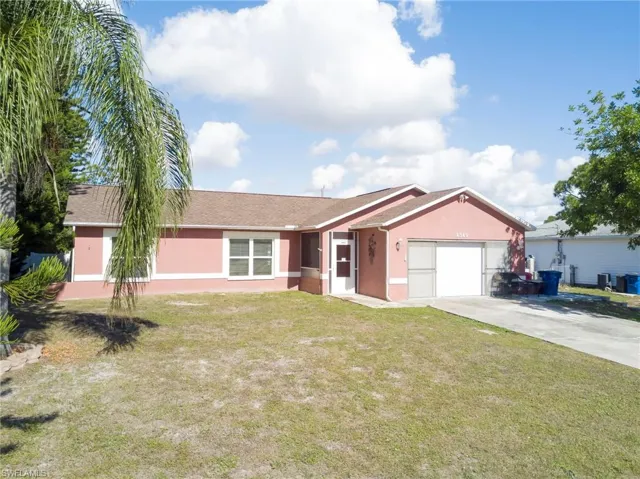 8389 Butternut Rd, Fort Myers, Florida 33967