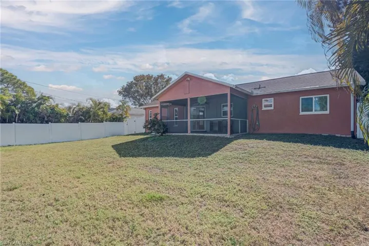 8389 Butternut Rd, Fort Myers, Florida 33967