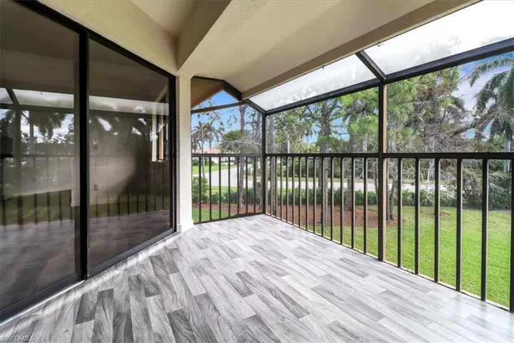 142 Bennington Dr # 8, Naples Fl 34104