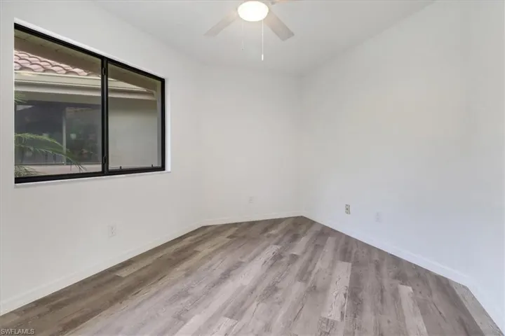 142 Bennington Dr # 8, Naples Fl 34104