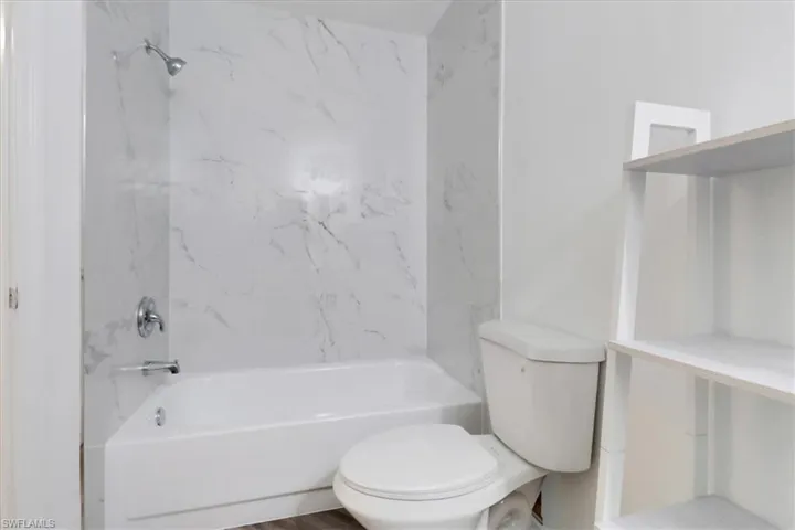 142 Bennington Dr # 8, Naples Fl 34104