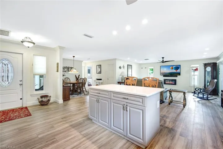 27593  Baretta  DR, Bonita Springs, FL 34135