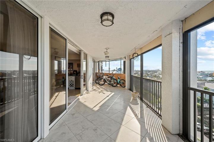 Huge screened Lanai , with Hurricane Shutters