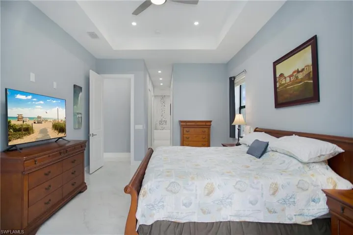 610  25th NW AVE, Naples, FL 34120