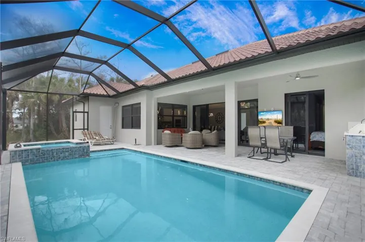 610  25th NW AVE, Naples, FL 34120
